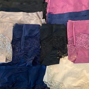 "NEW" Women's Satin Briefs 4pk
